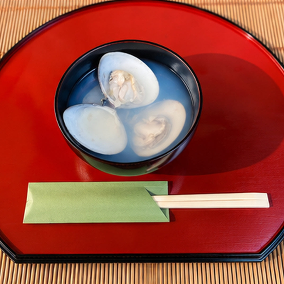 活はまぐり 4個(約200g)