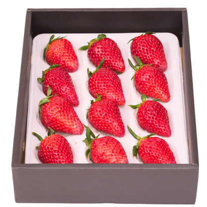 【期間限定】いちご「かなこまち」1箱（12〜15粒）