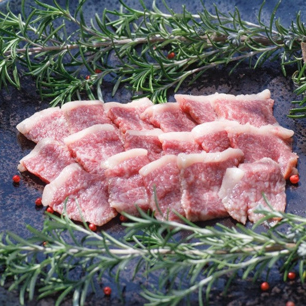 【贈答用】黒毛和牛A5ランク３種焼肉カット（計600ｇ強）木箱入りギフト