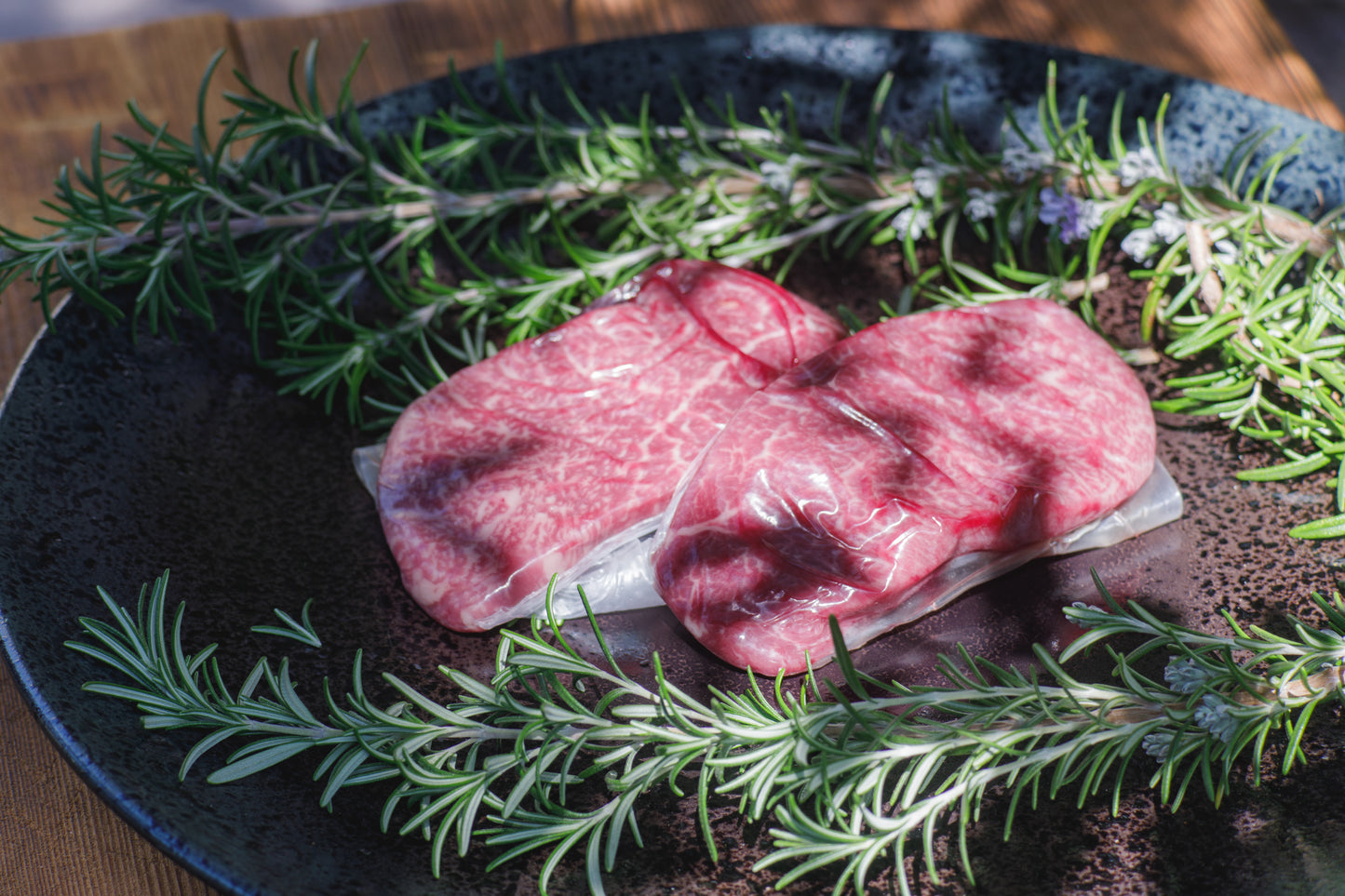 【贈答用】黒毛和牛A5赤身ステーキセット（約450ｇ～500ｇ）