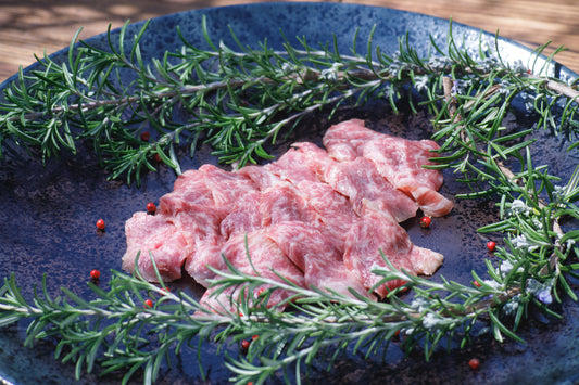 黒毛和牛A5赤身ロース焼肉カット（200g）