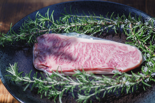 黒毛和牛A5上サーロインステーキカット（200ｇ＋α）