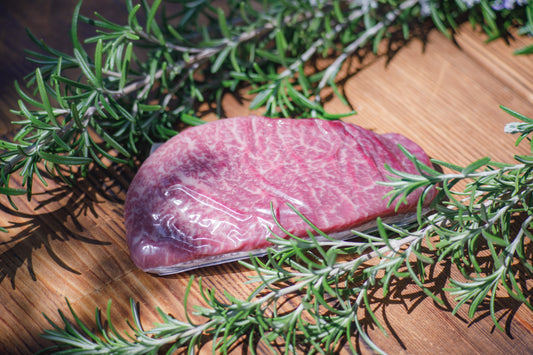 黒毛和牛A5赤身ステーキ（100ｇ＋α）