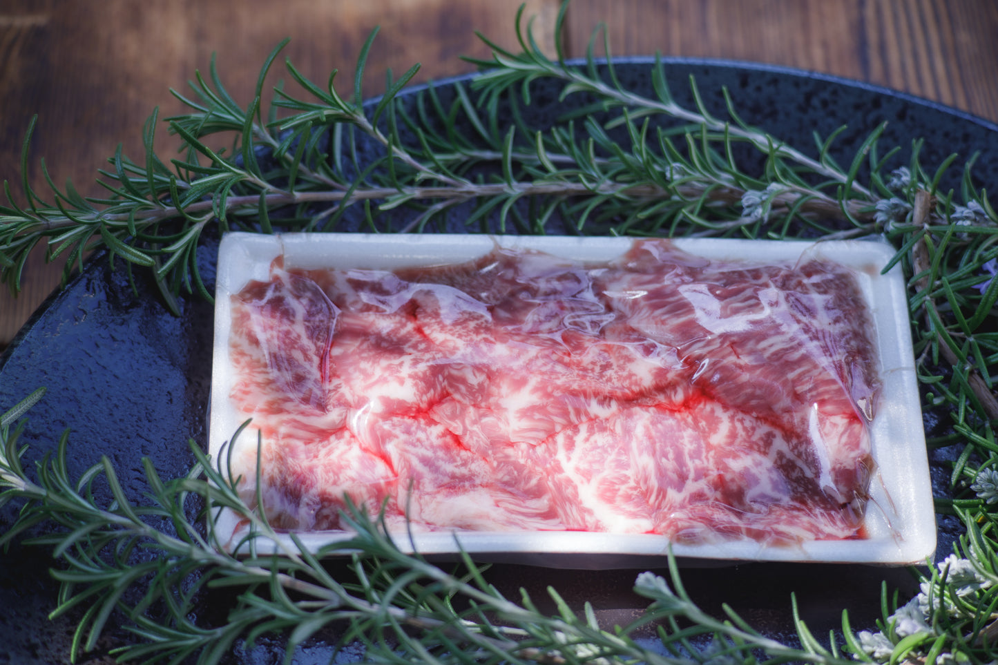 黒毛和牛A5赤身ロース焼肉カット（200g）